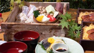 旅館のお食事処 / 20