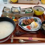 日本料理 芝桜（ニホンリョウリシバザクラ）