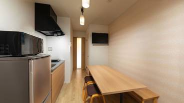 客室内のダイニングエリア / 4