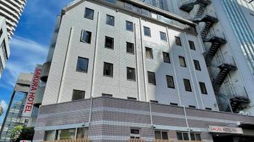 施設の正面 / 1