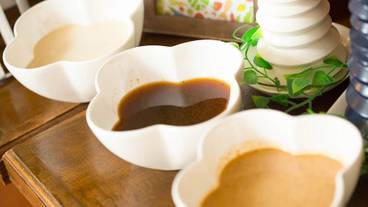 食事・飲み物 / 3