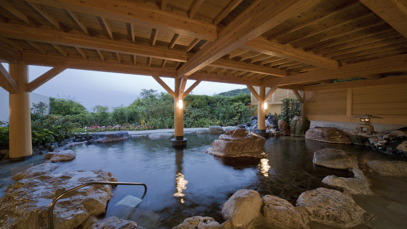目の前は白浜海岸！2種類の温泉に癒される4021274