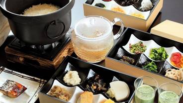 朝食 / 3