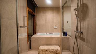 バスルーム / 37