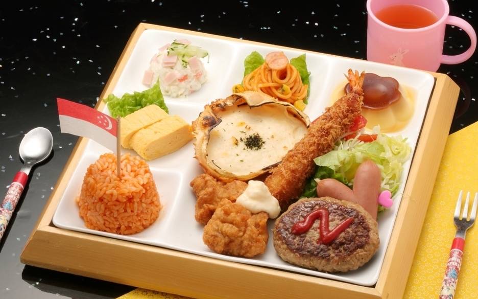 お子様ランチ一例 / 5