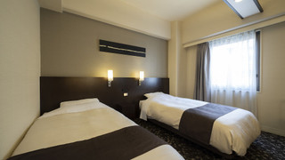 （喫煙）コンフォートツインルーム(21.7sqm) ベッド幅120cm ×2、素泊まり(2名利用)