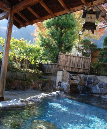 創業500余年の心和む静寂の美食宿2318550