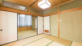 和室 ファミリールーム 共用バスルーム  禁煙