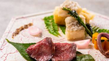 食事・飲み物 / 24