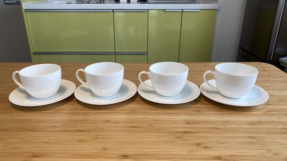 客室内のダイニングエリア