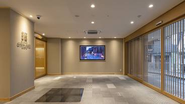 内部エントランス / 3