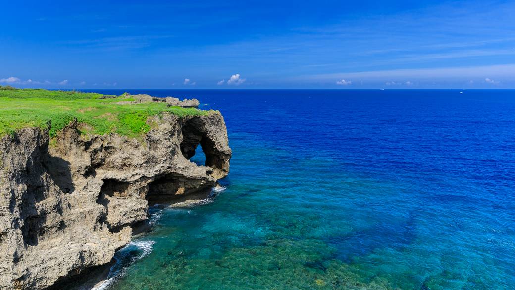 万座毛からの絶景 / 2