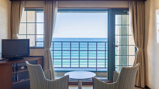 オーシャンビュー和洋室