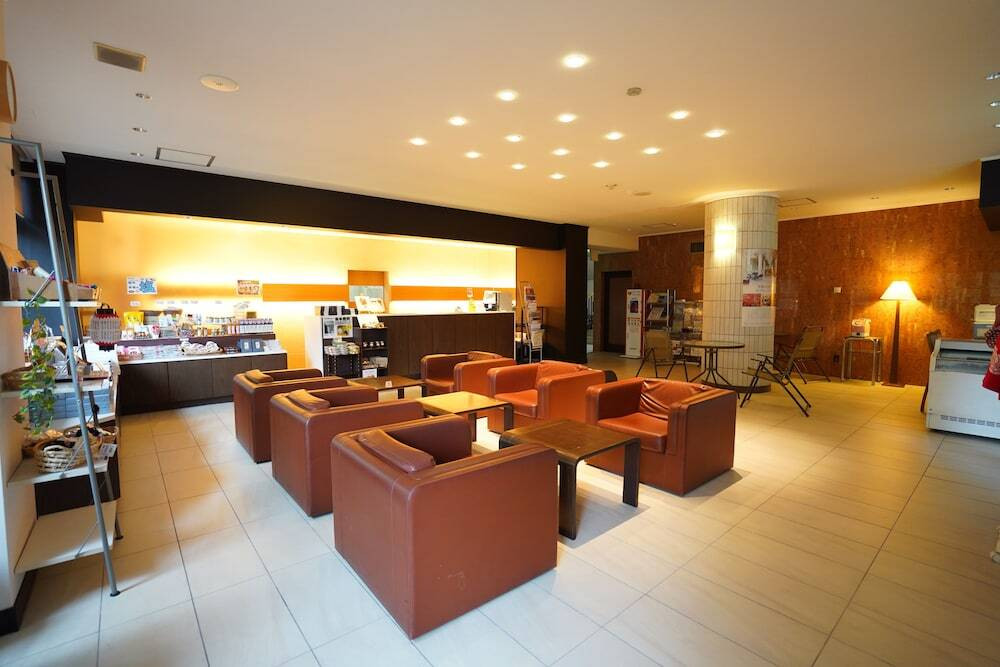 ロビーラウンジ