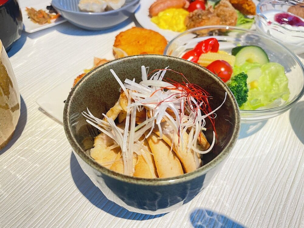 朝食