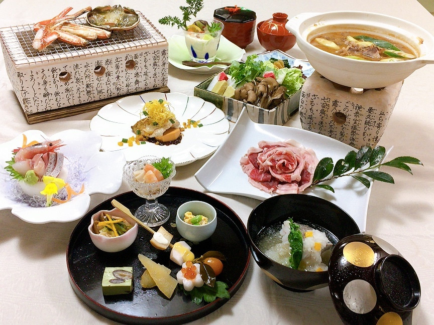 様々なタイプの源泉かけ流し温泉で、湯めぐりを楽しもう3997161