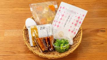 食事・飲み物 / 13