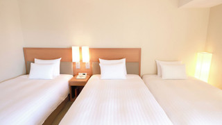 モデレートトリプルルーム 喫煙可