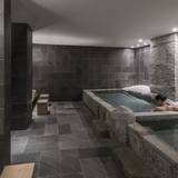 ジムやスパ、プールなど
充実の施設を堪能 / 4