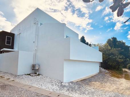 Secret Pool Villa SEJI / 2