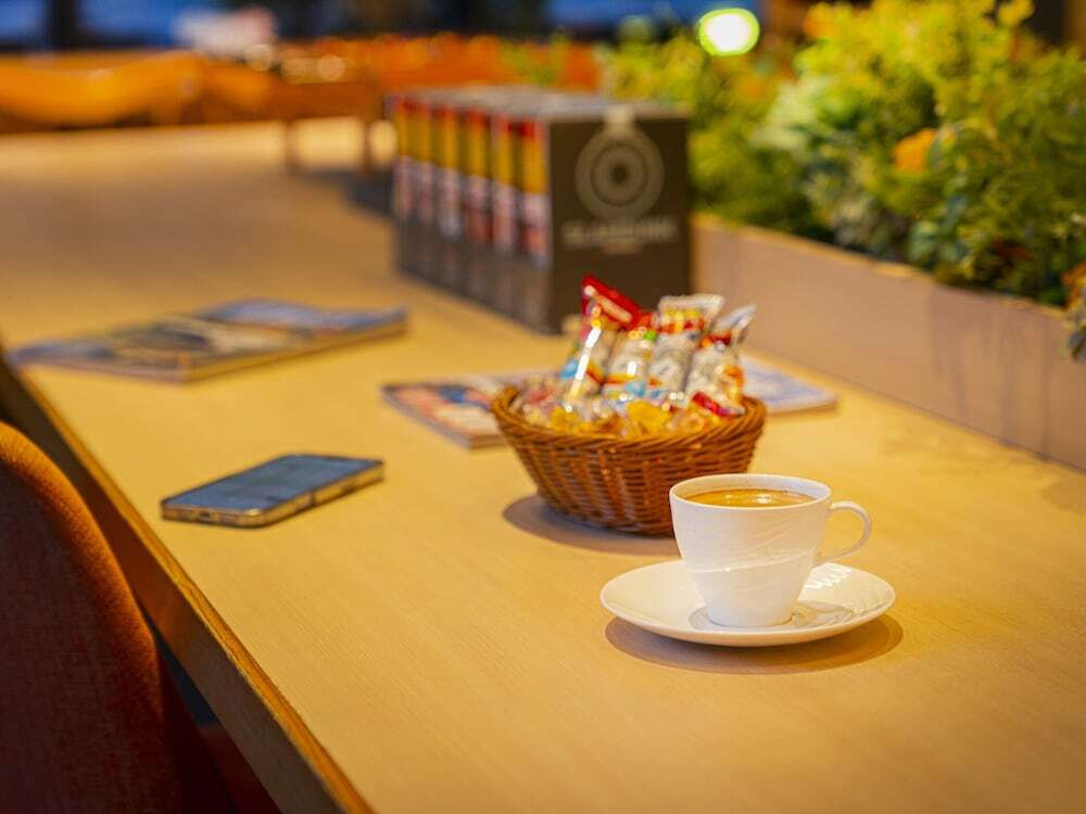 ラウンジ