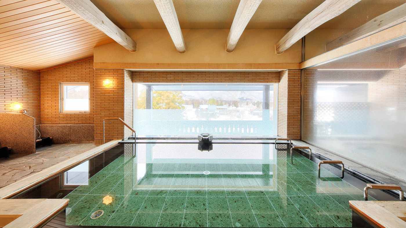 スキー場からタクシーで約5分のクラシカルなお宿3398137