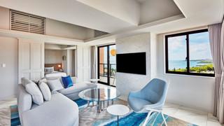 プレミアコーナースイート1ベッドルーム（6-10階）＜リゾートビュー＞