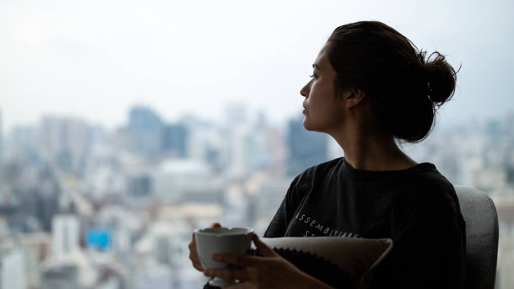 お仕事におしゃべりに
お部屋で気ままに過ごす / 1