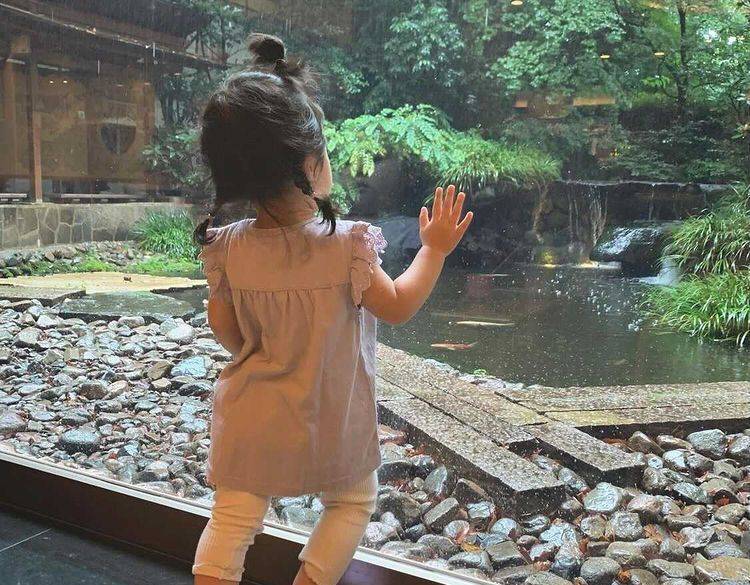 みんなが笑顔になる
幸せな休日を / 1