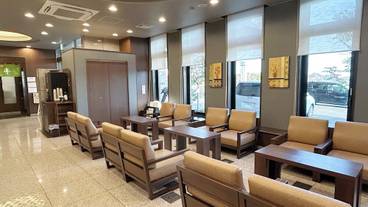 ロビー応接スペース / 3