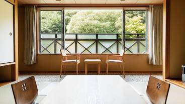 客室 / 6