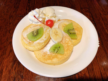 「ズムズム 本店」 料理 154411266 パンケーキモーニング