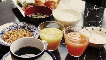 食事・飲み物 / 4