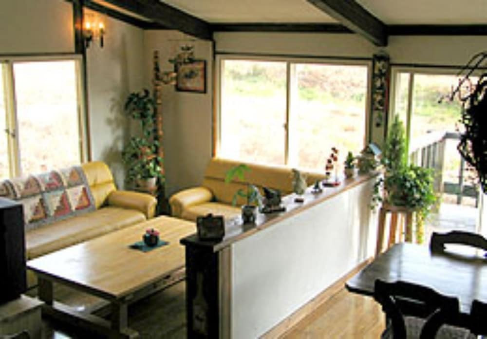 ロビー応接スペース