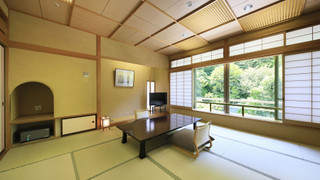 [源泉かけ流し客室檜風呂付]和室12畳 禁煙