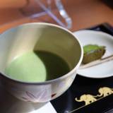 お茶と生菓子 / 3