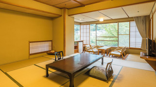 和室　スーペリアルーム　リバービュー　二食付き