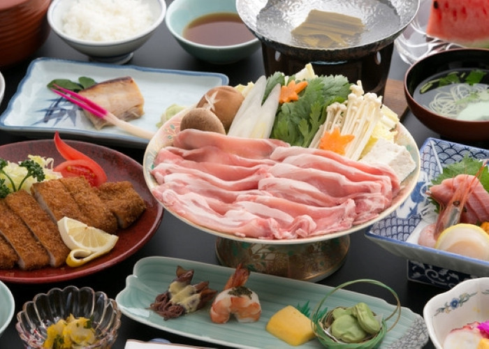 地元の食材を使った料理の数々は、しみじみと幸せを感じる味