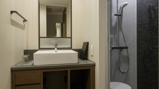 ビジネス ダブルルーム ダブルベッド 1 台 禁煙