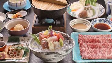 食事・飲み物 / 4