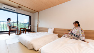 和室10畳ローベッド2台 禁煙