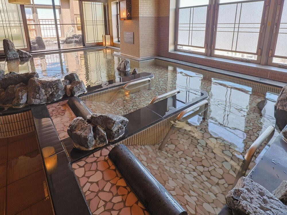 屋内スパ浴槽