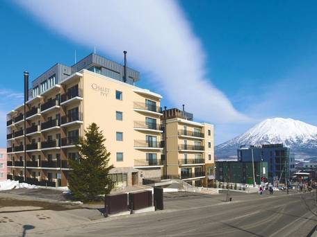 シャレーアイビーヒラフ / 1