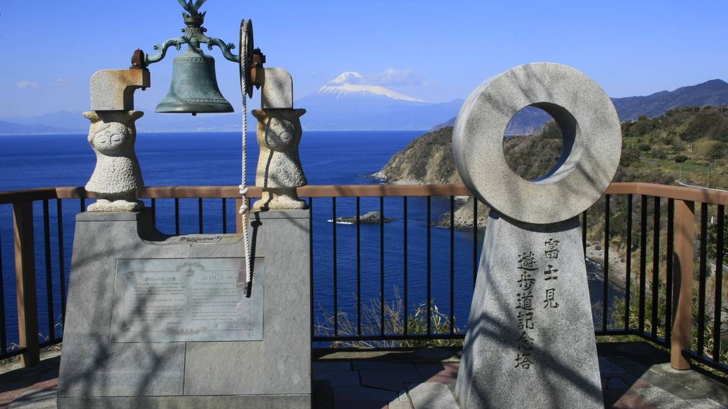 「恋人岬」のラブコールベル / 2