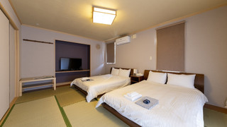 露天風呂つき和室 (ダブルベッド2台)