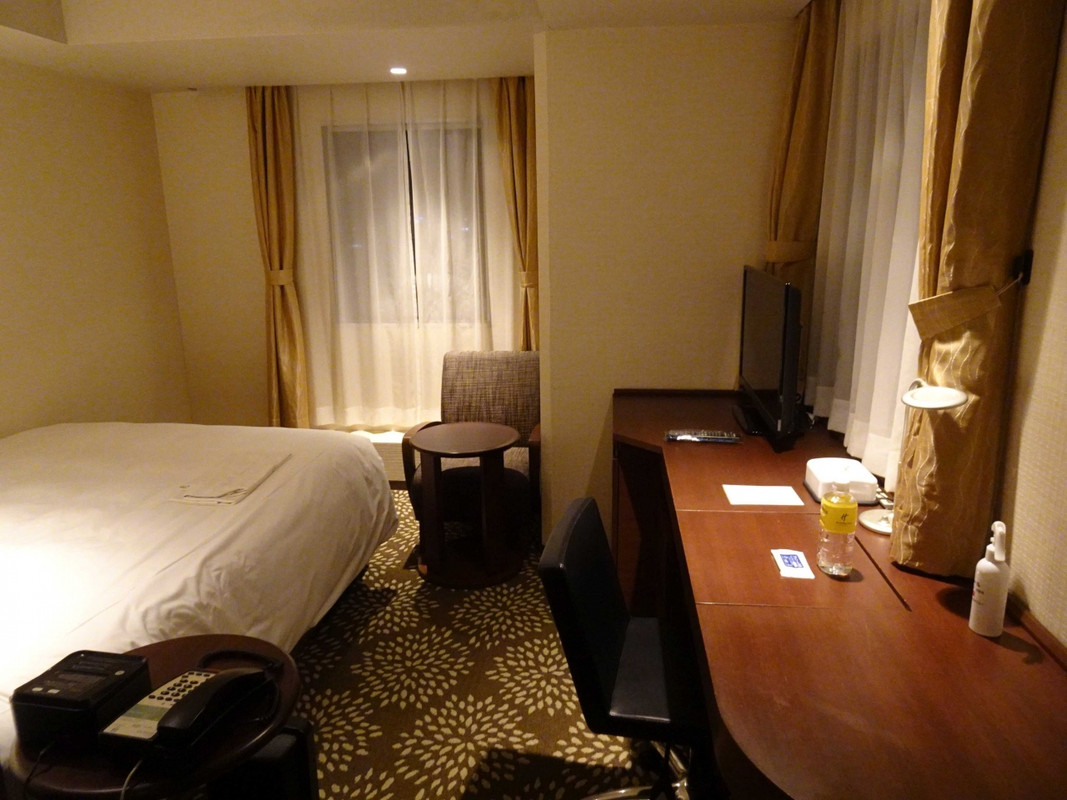 ちょっと広いデラックスツインのお部屋