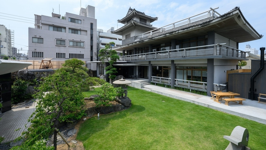 お城のような優雅な宿で自分たちだけの時間を満喫！4024285