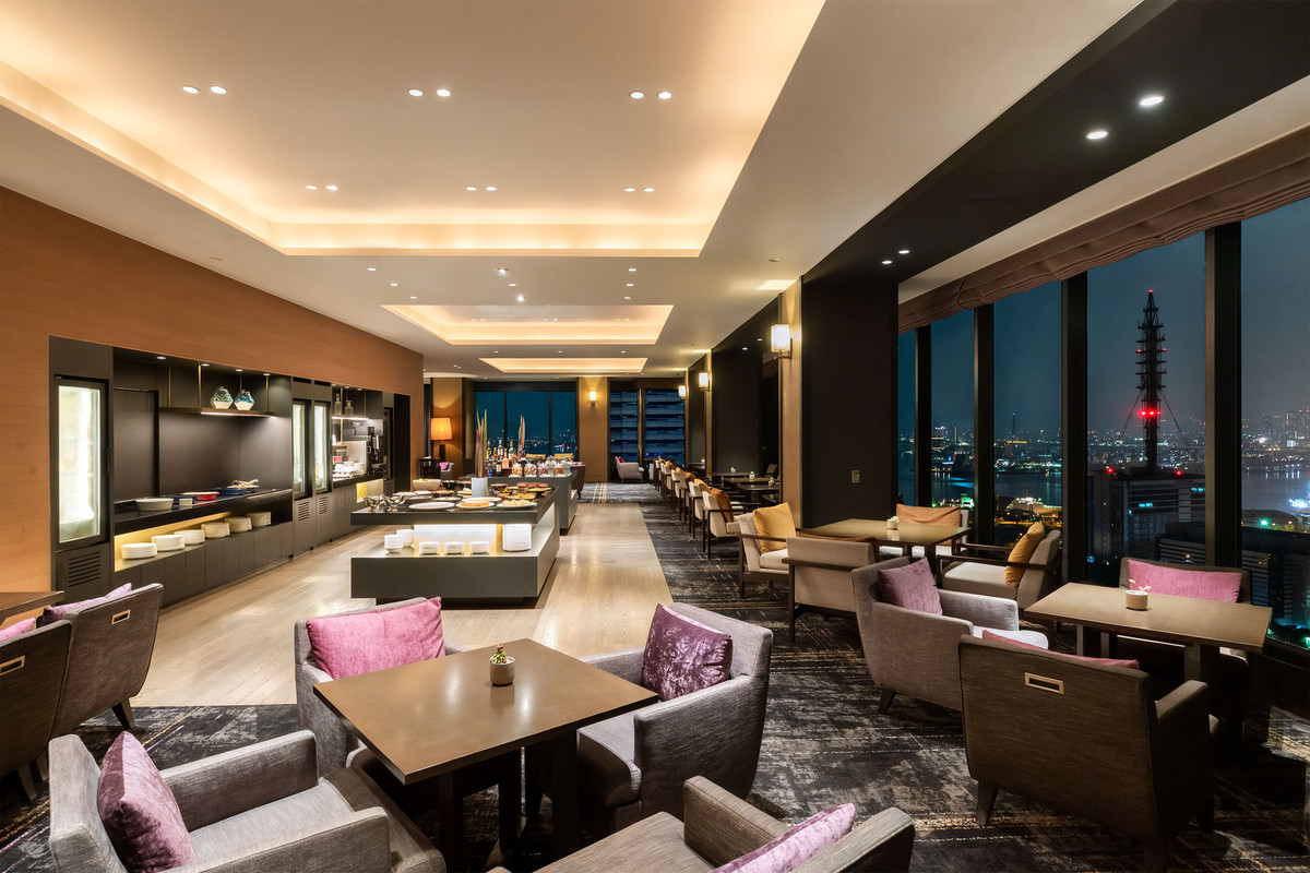 クラブラウンジ 夜