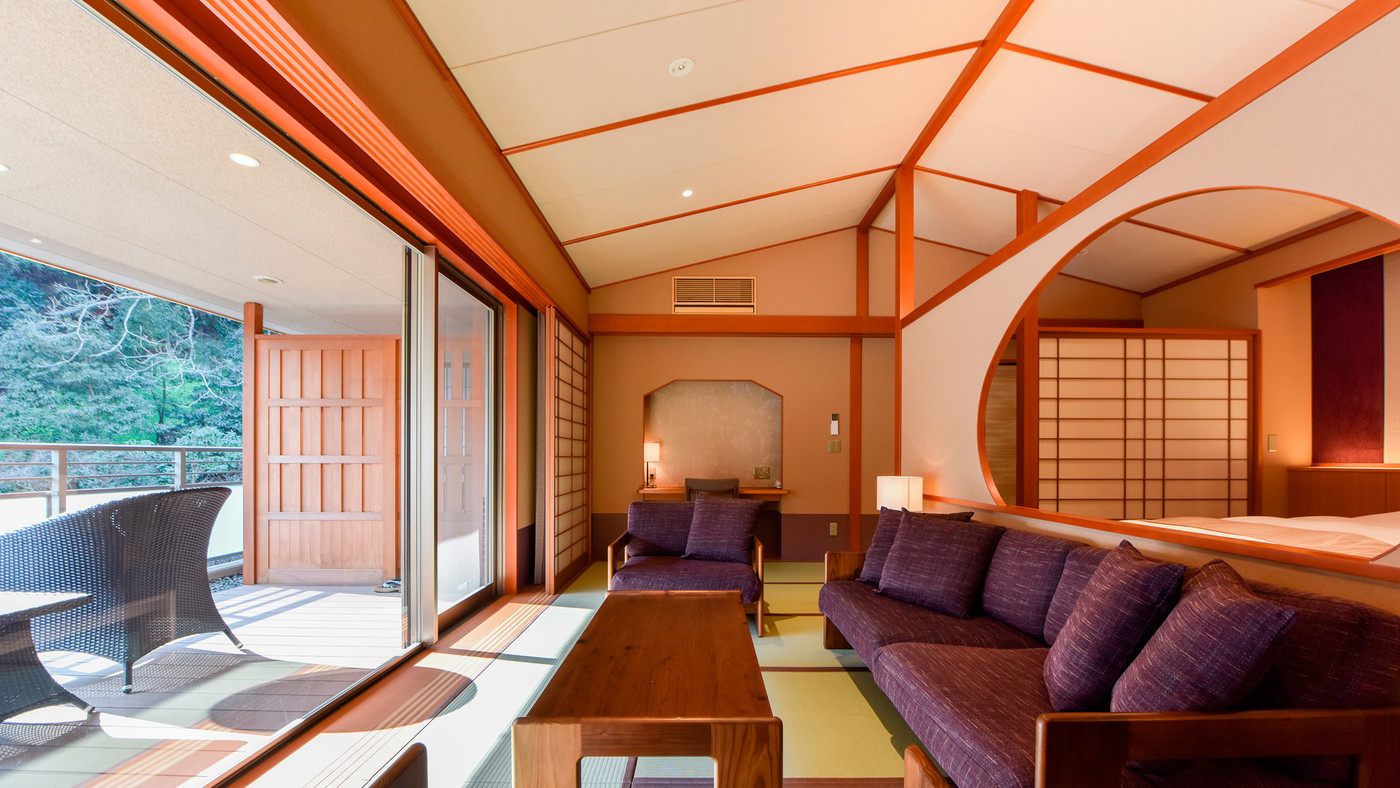 料理人太田忠道氏が館長の宿で料理も楽しめる♪4064595