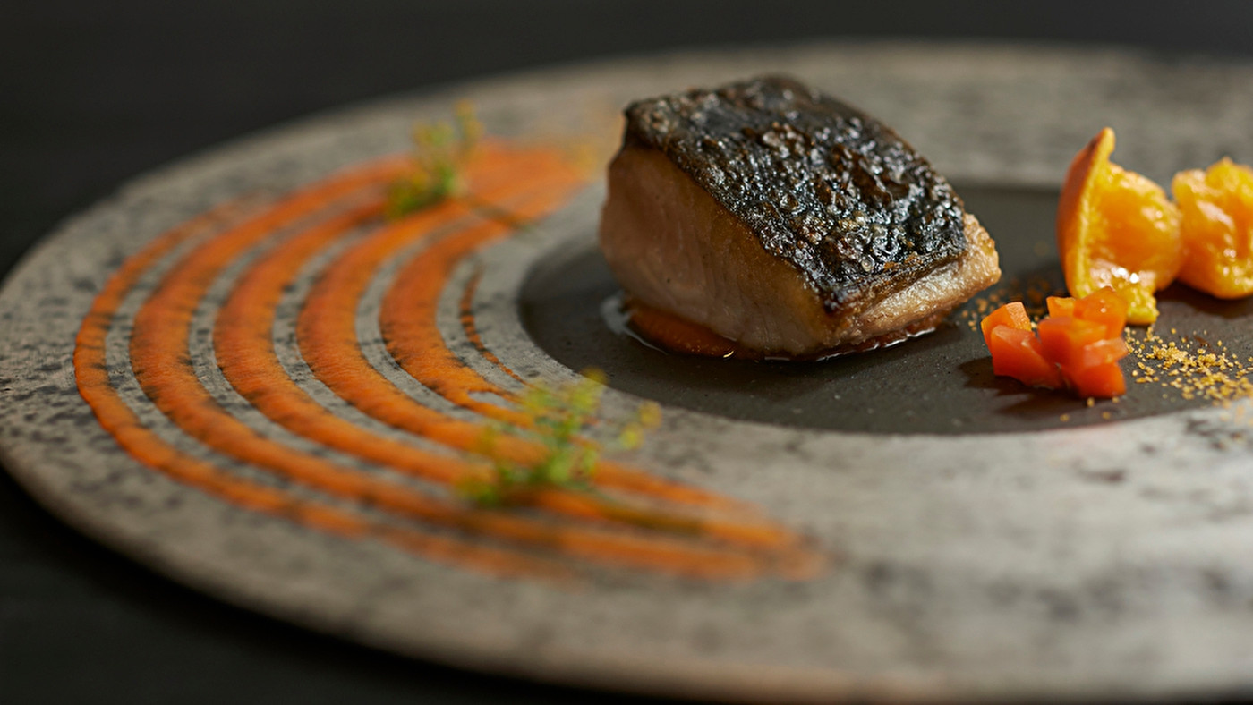 ラウンジは飲み放題！レイクビューなレストランも素敵4277215